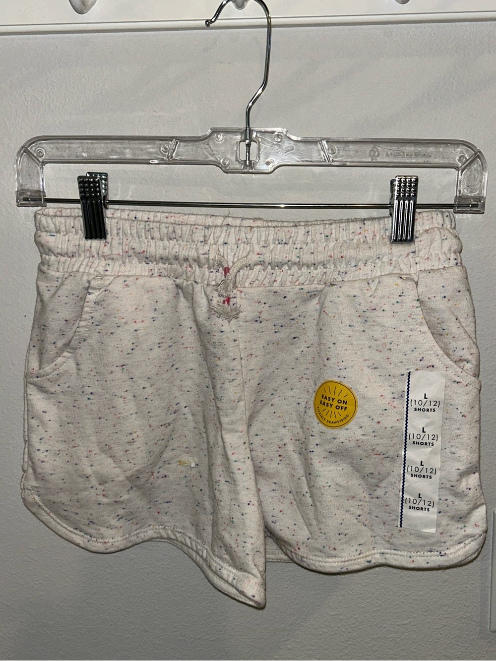 Cat & Jack Cream Speckled Girls' Shorts L
